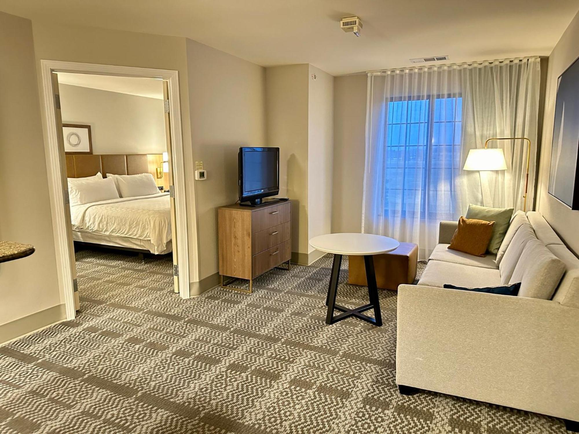 Hotel Staybridge Milwaukee West-oconomowoc By Ihg 3*