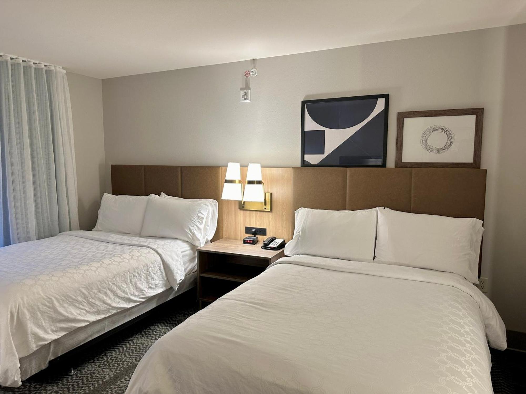 Staybridge Milwaukee West-oconomowoc By Ihg 3*
